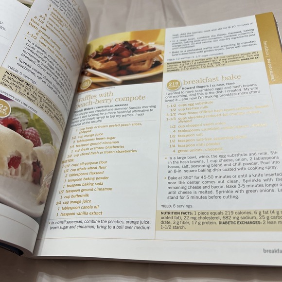 Taste of Home Comfort Food Diet Cookbook : Lose Weight with 433 Foods You Crave! - Picture 9 of 9
